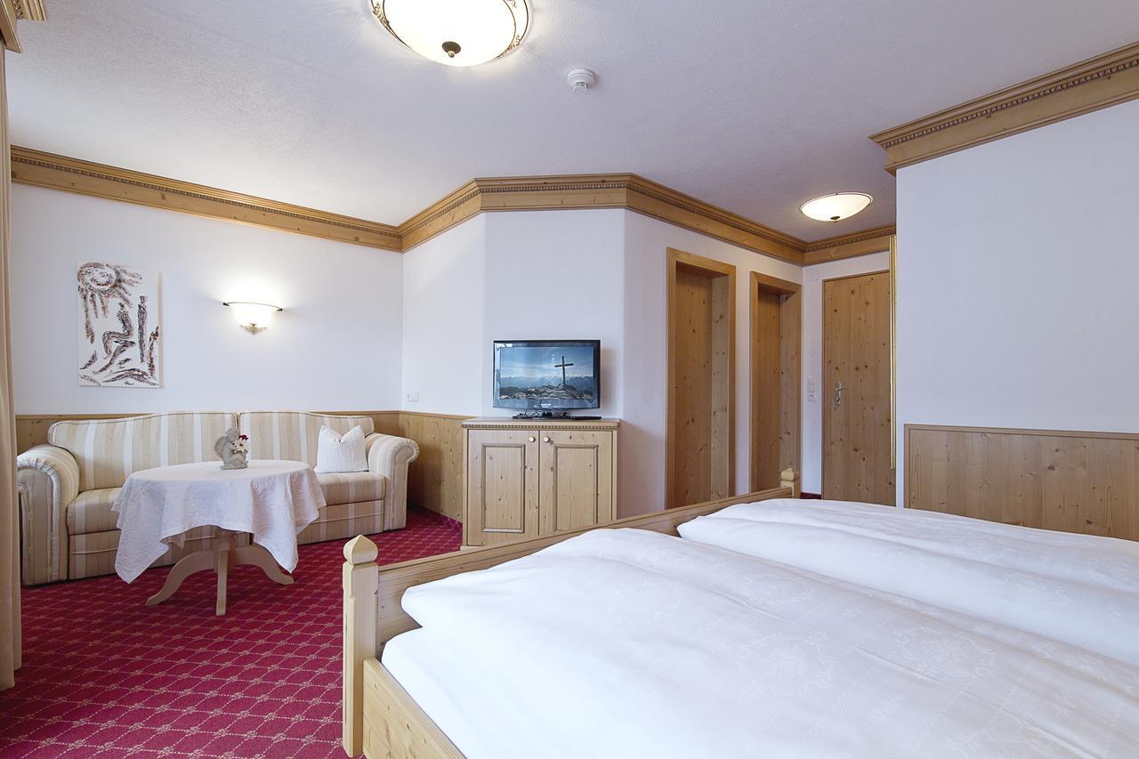 Hotel Englhof ツェル・アム・ツィラー エクステリア 写真